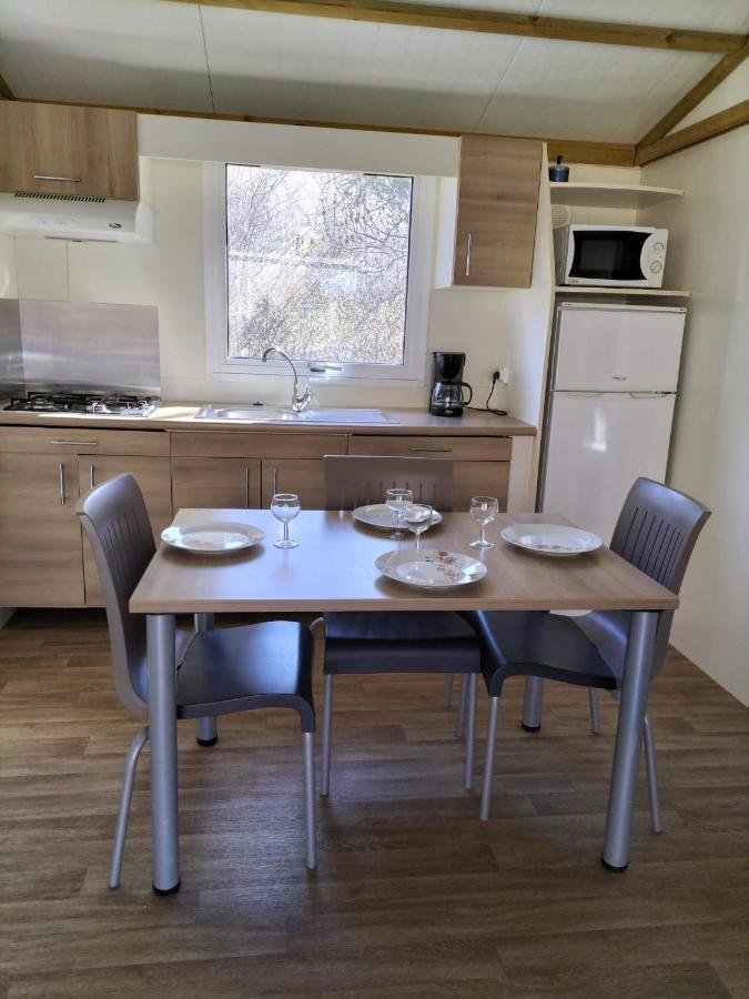 Village De Chalets Et Camping La Pierre De L'Aigle La Breole Ngoại thất bức ảnh